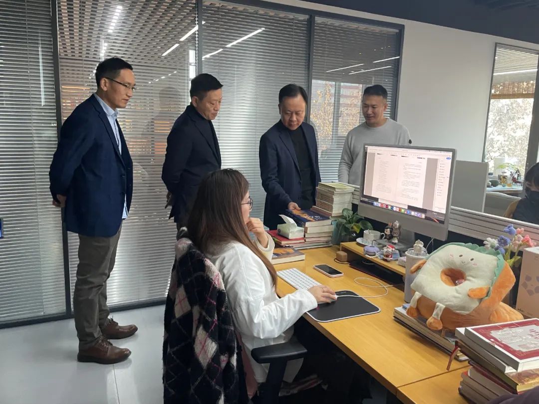 譚君鐵率隊(duì)到北京考察調(diào)研